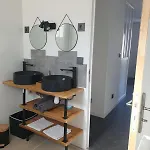 Charmante Maison Avec Piscine Entre Et *
