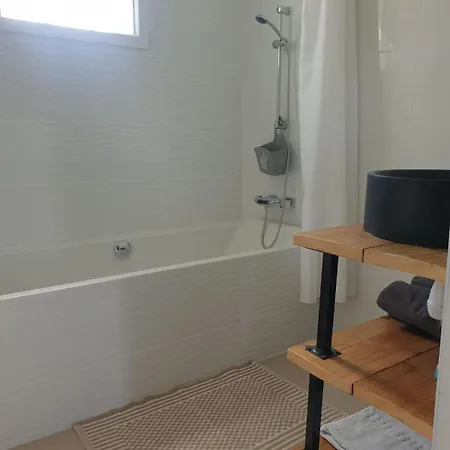 Charmante Maison Avec Piscine Entre Et בית נופש ביסקארוס
