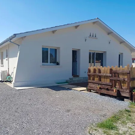Holiday home Charmante Maison Avec Piscine Entre Et Biscarrosse