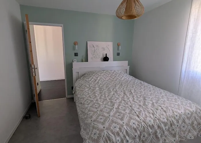 Charmante Maison Avec Piscine Entre Et Holiday home