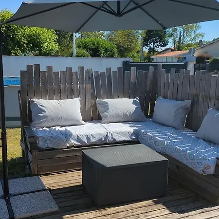 Charmante Maison Avec Piscine Entre Et Casa vacanze *