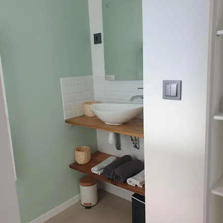 Charmante Maison Avec Piscine Entre Et *