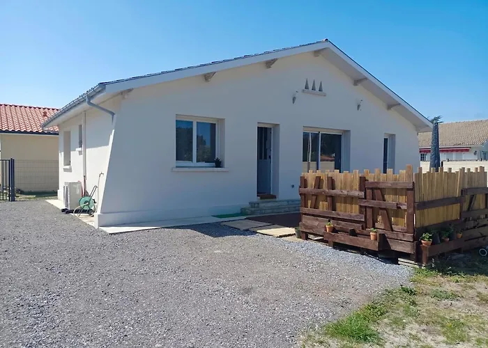 Vakantiehuis Charmante Maison Avec Piscine Entre Et Biscarrosse